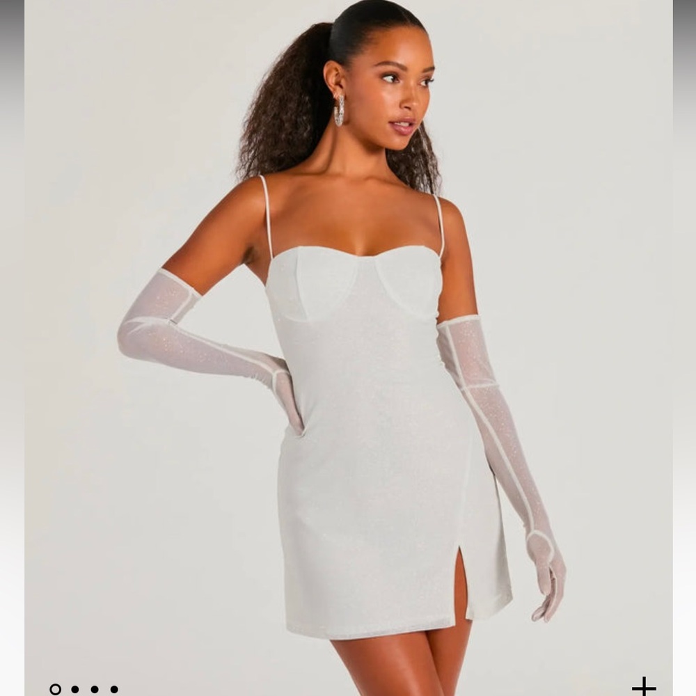 White Sparkly Mini Dress 🤍